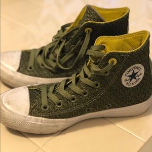 Green mesh converse